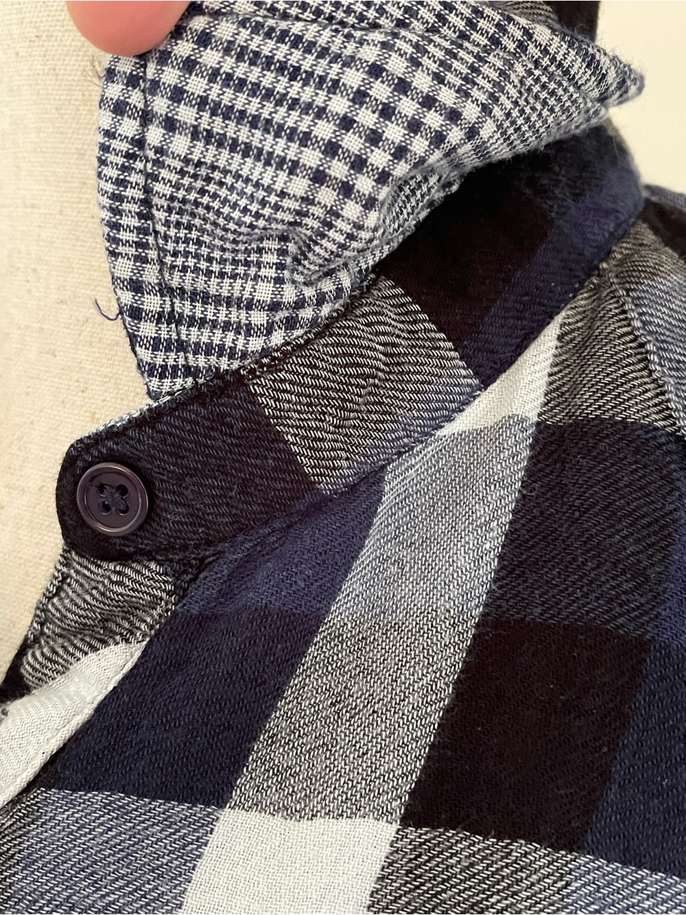 Rails Hunter Plaid Button Front Shirt Navy Gray White Small - Picture 4 of 7